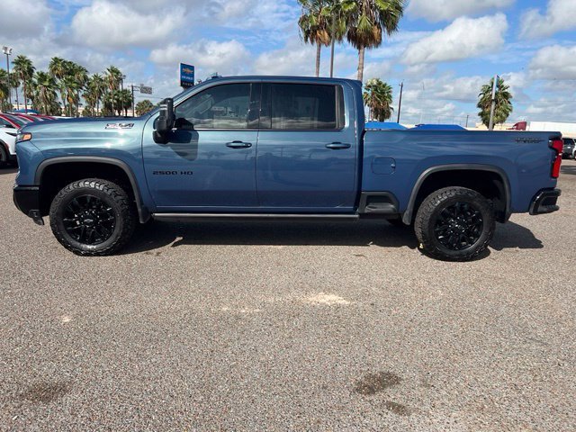 Used 2025 Lakeshore Blue Metallic Chevrolet LTZ image 4
