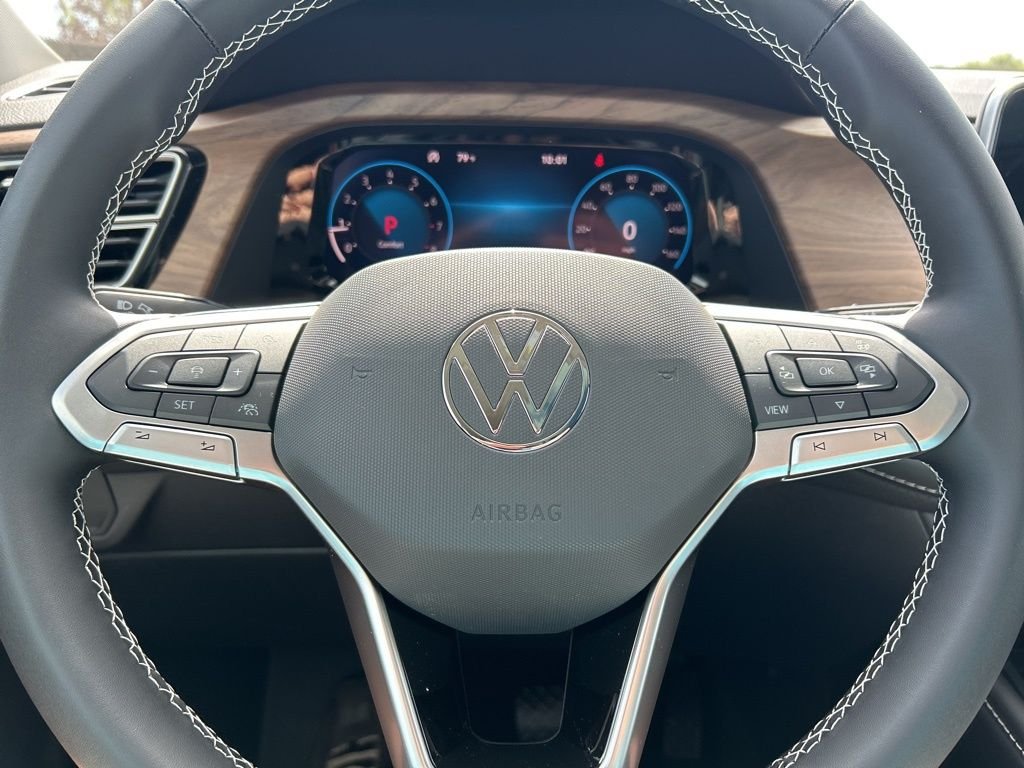 New 2026 Gray Volkswagen 2.0T SE w/Technology image 25