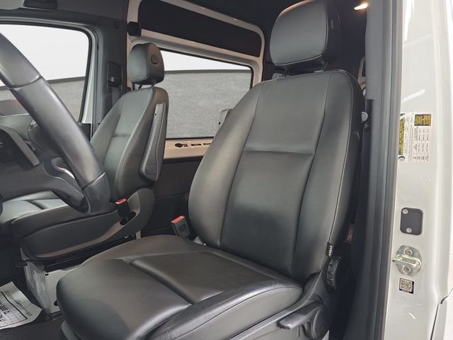 Used 2022 White Mercedes-Benz Passenger 144 WB image 14