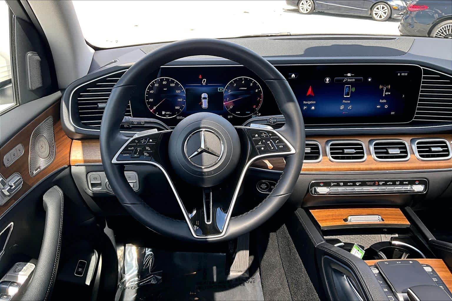 Certified Used 2025 Polar White Mercedes-Benz GLE 350 image 6