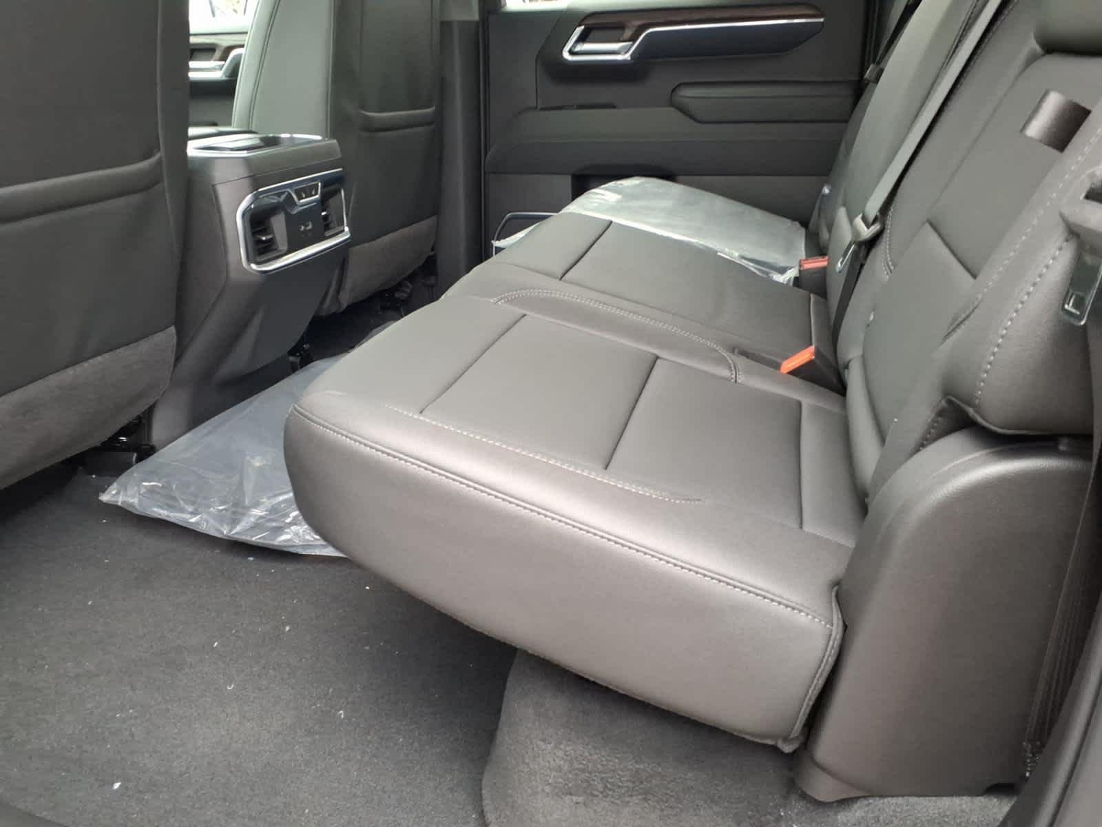 New 2026 Glacier White Tricoat GMC SLT image 10