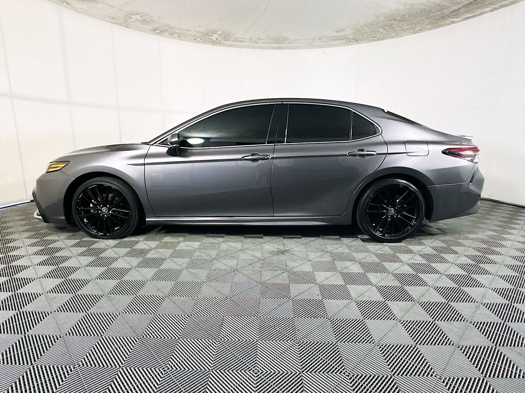 Used 2023 Predawn Gray Mica Toyota XSE image 6