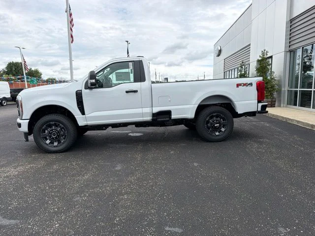 New 2027 Oxford White Ford XL image 6