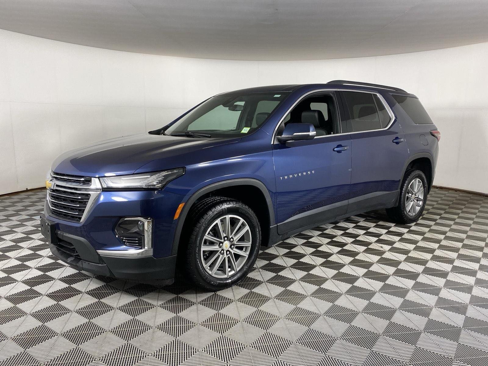 Used 2023 Northsky Blue Metallic Chevrolet LT Leather image 5