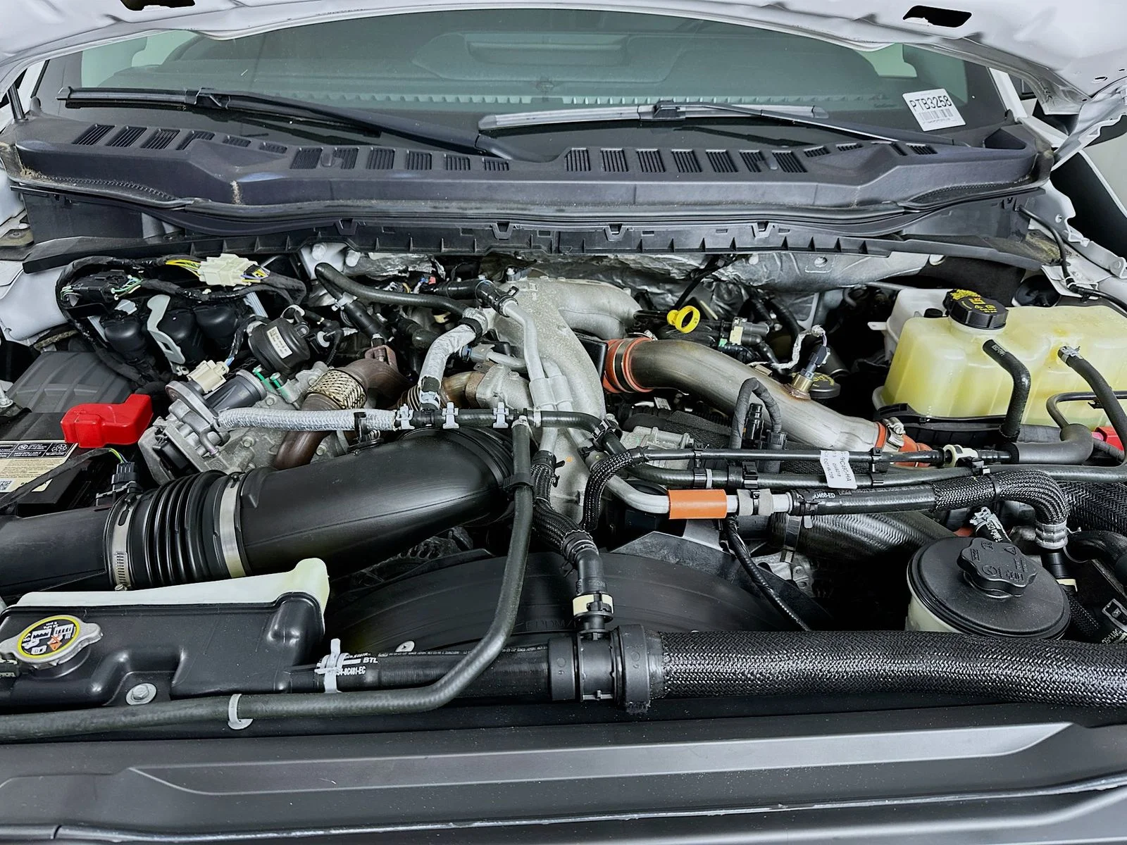 2023 Ford F-450 Super Duty Lariat - Photo 32