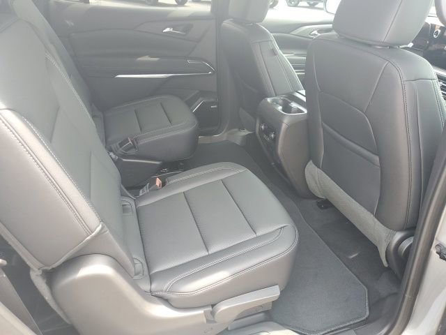 2025 Chevrolet Traverse LT - Photo 15