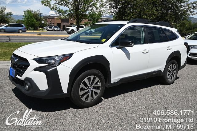 2025 Subaru Outback Premium's photo