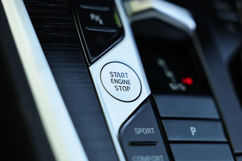 New 2027 Black Sapphire Metallic BMW xDrive40i image 40