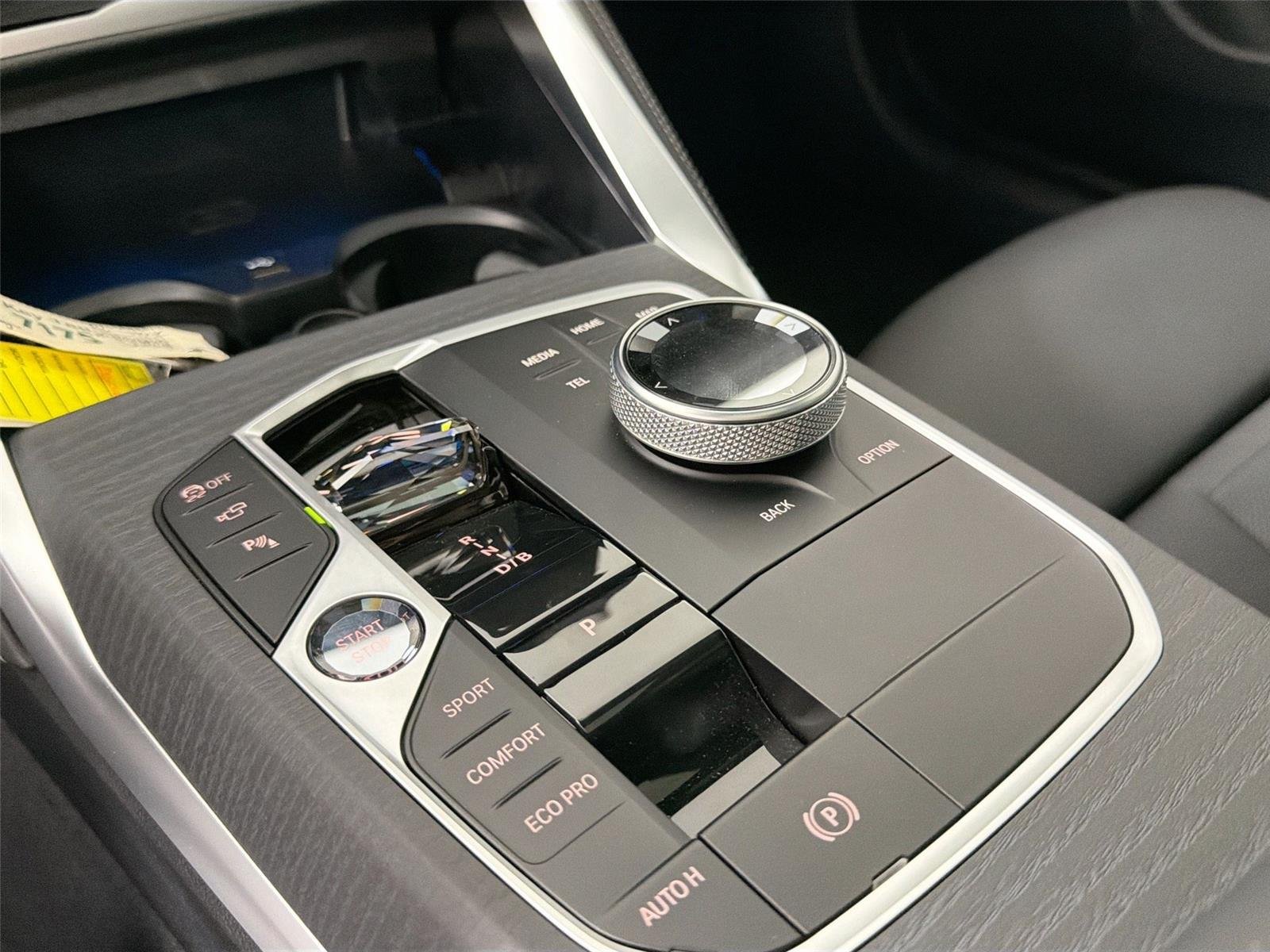 New 2026 Black Sapphire Metallic BMW xDrive40 image 16