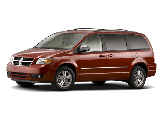 Used 2008 Bright Silver Metallic Dodge SE image 1