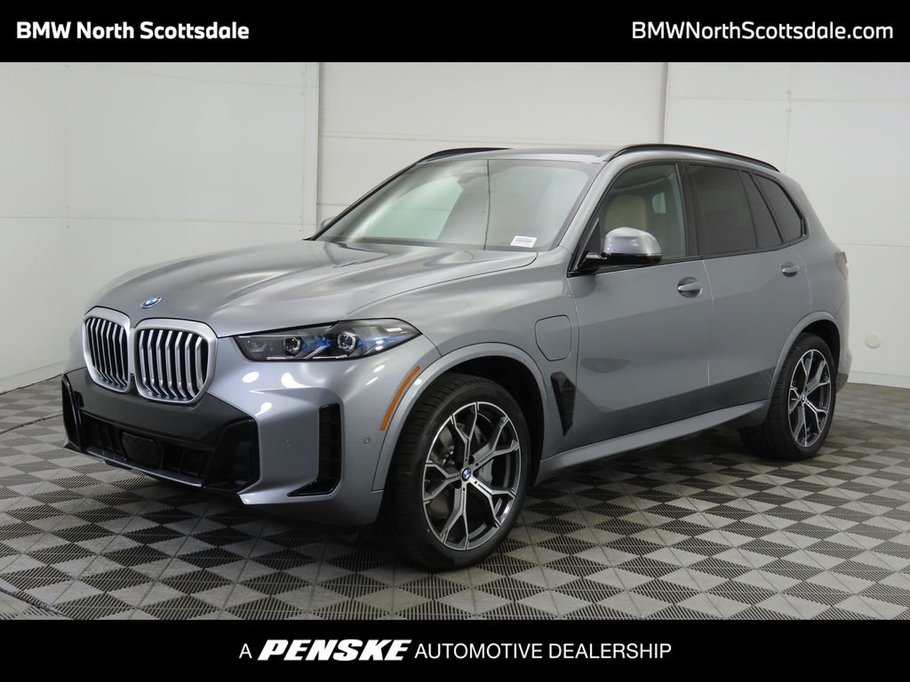 2026 BMW X5 xDrive50e's photo