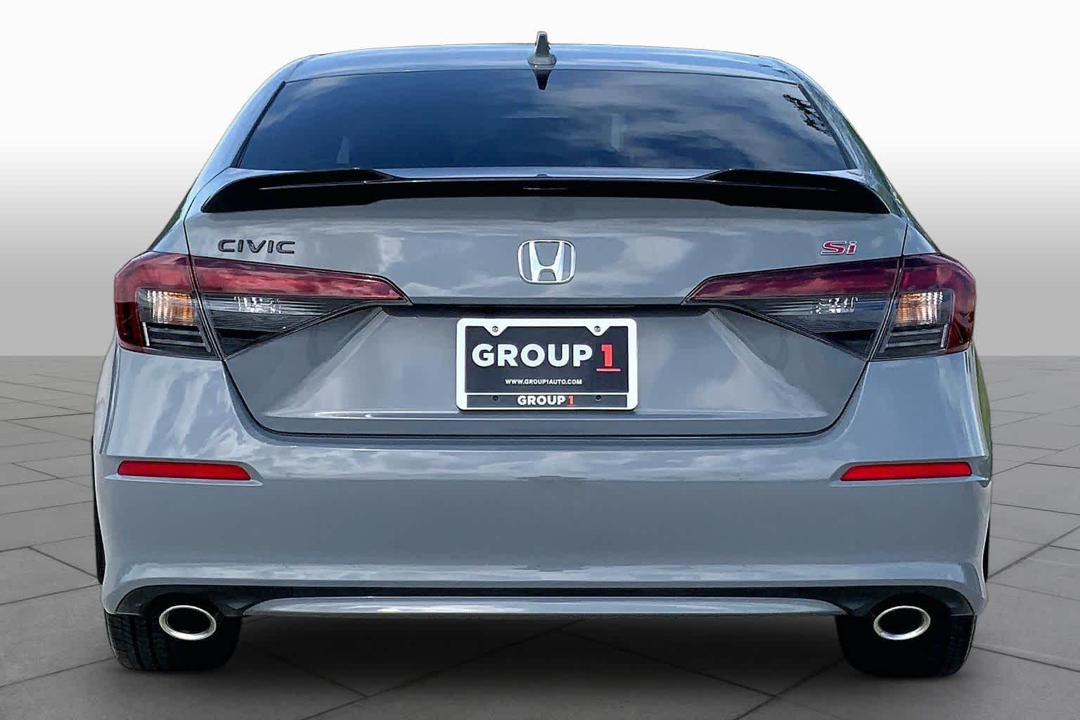 Used 2026 Urban Gray Pearl Honda  image 4