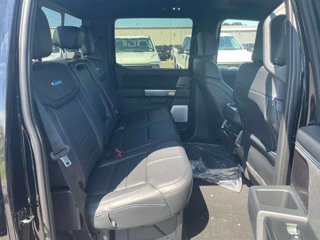 New 2026 Agate Black Metallic Ford F-350® Platinum® image 31