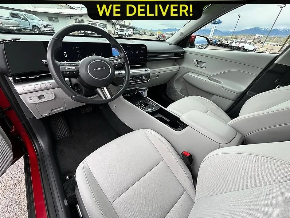 Used 2025 Red Hyundai SEL image 10