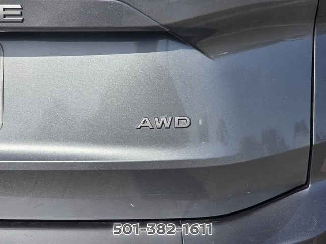 Used 2025 Gray Nissan SV image 4
