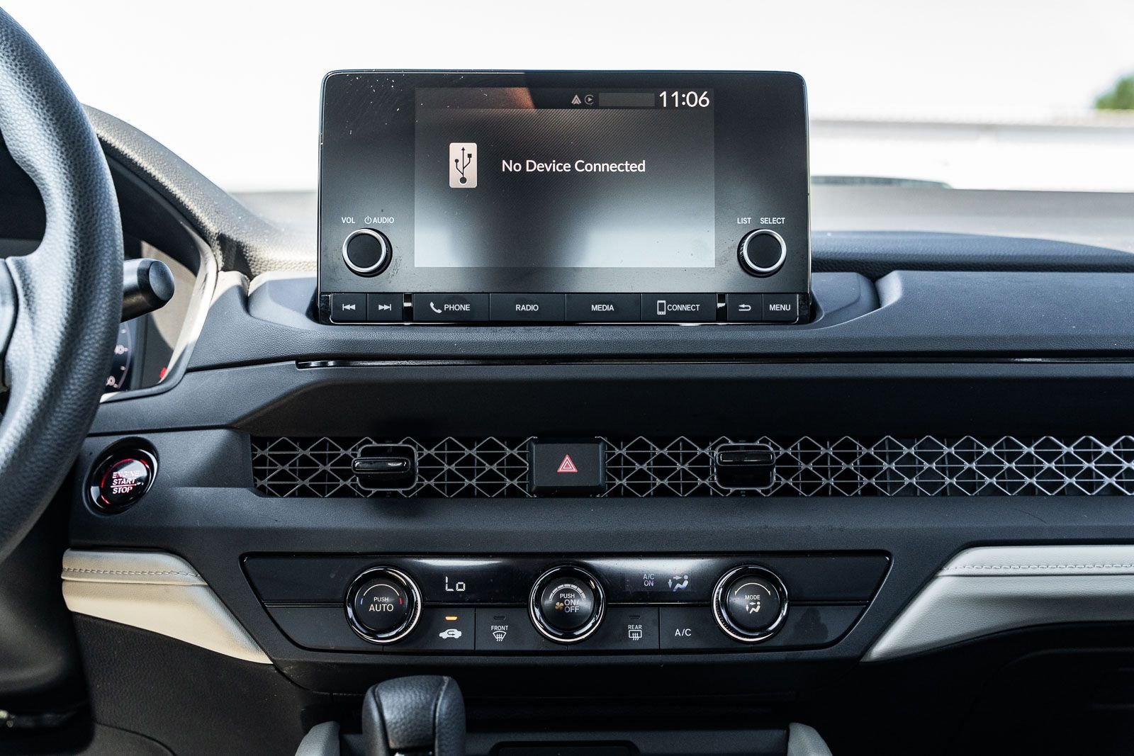 Certified Used 2025  Honda LX image 28