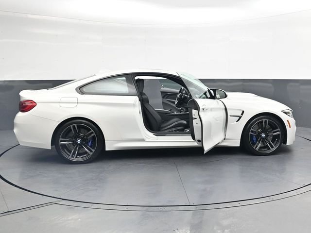Used 2018 White BMW Base image 38