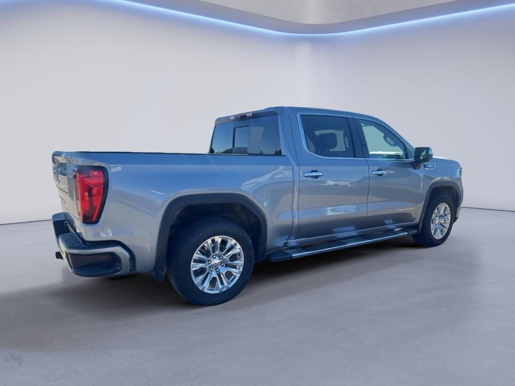 Used 2025 Sterling Metallic GMC Denali image 6