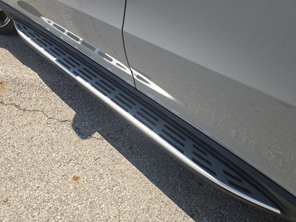 New 2026 MANUFAKTUR Alpine Grey Mercedes-Benz GLE 53 AMG® image 23