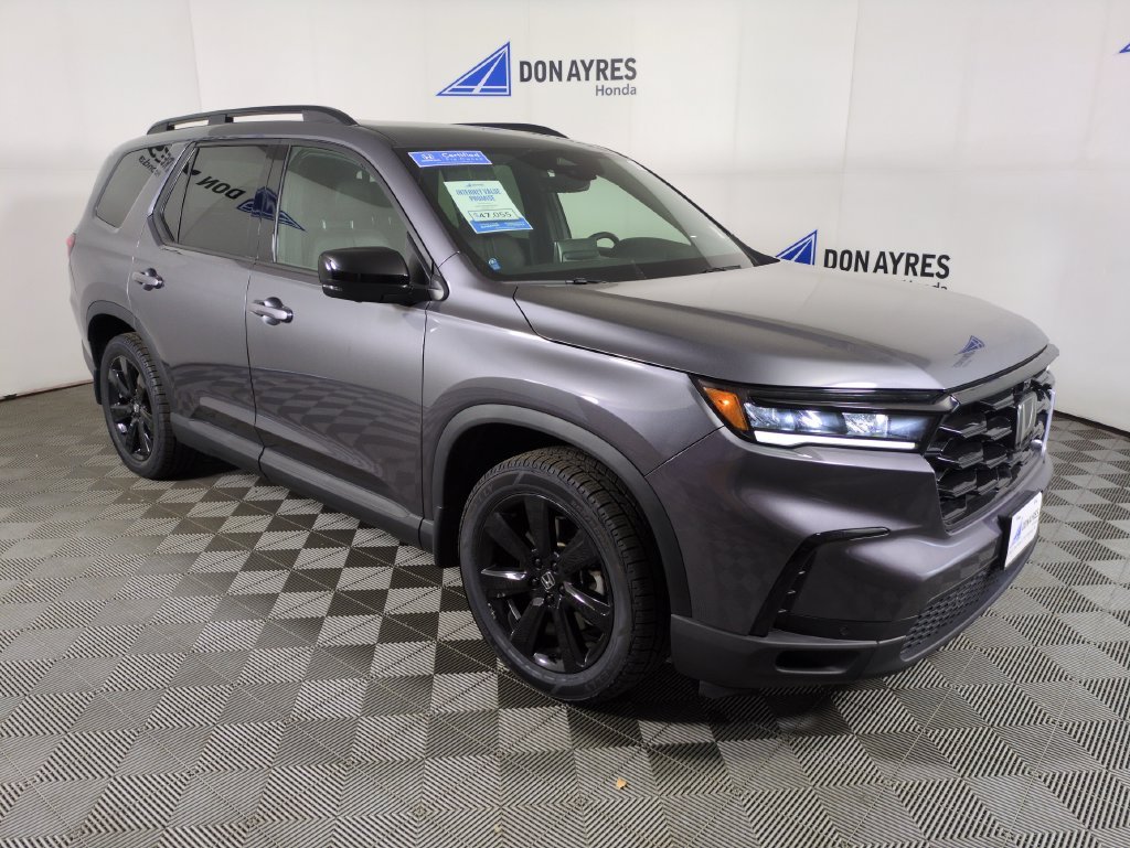 Certified Used 2025 Modern Steel Metallic Honda Black Edition image 13
