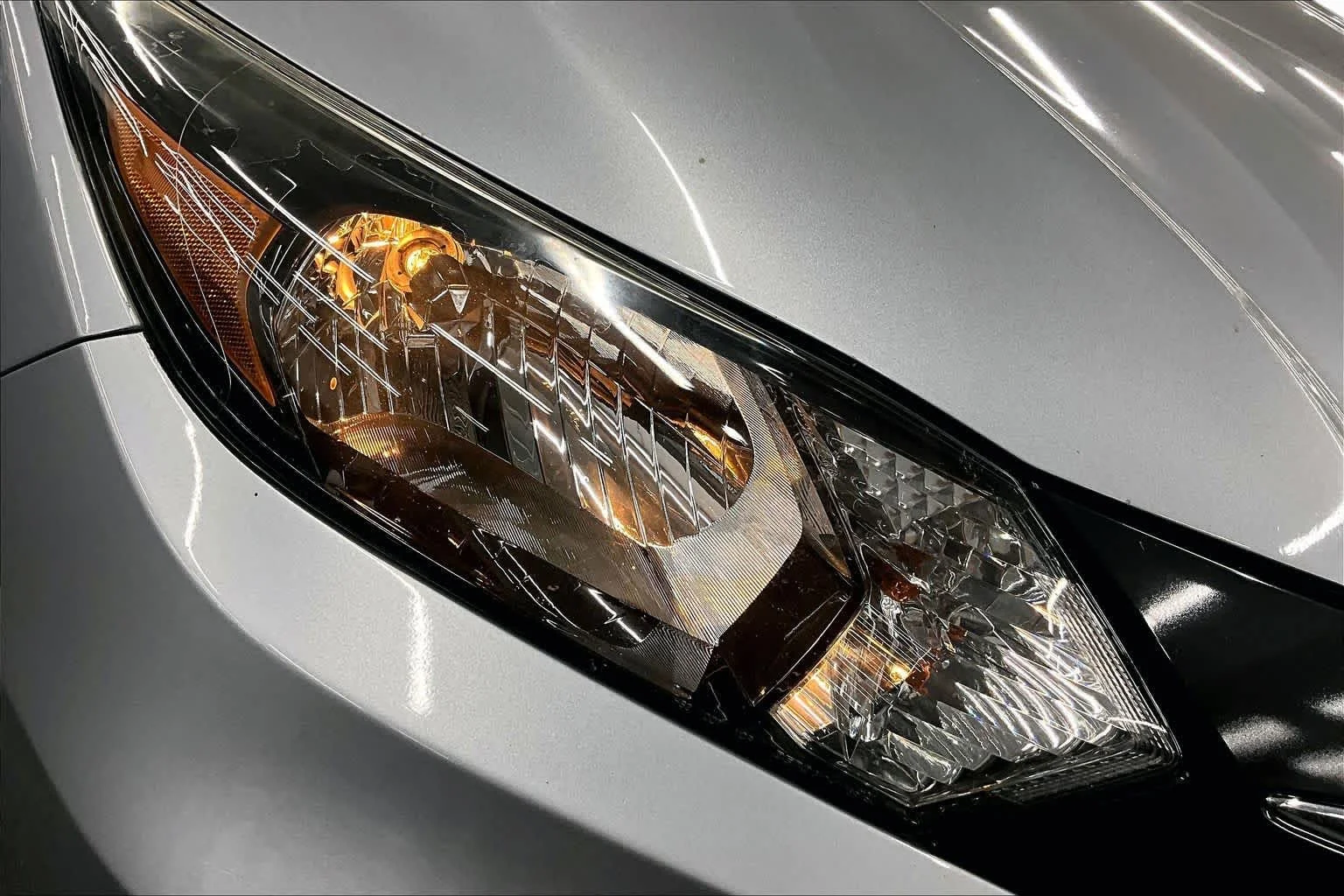 Used 2017 Lunar Silver Metallic Honda LX image 27