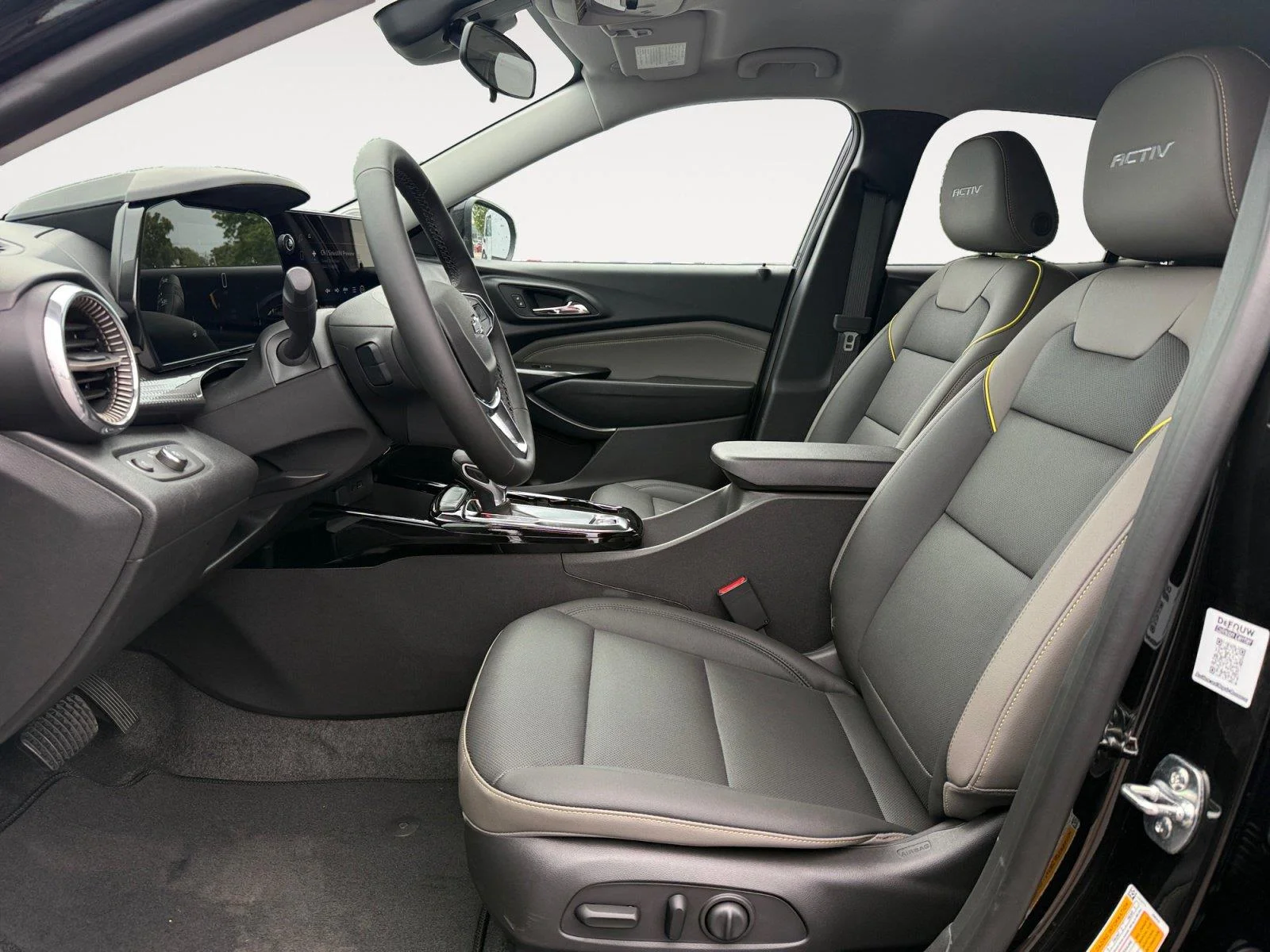 2026 Chevrolet Trax Activ - Photo 10