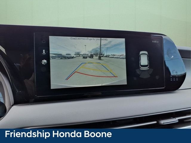 Used 2025 Red Hyundai SEL image 30