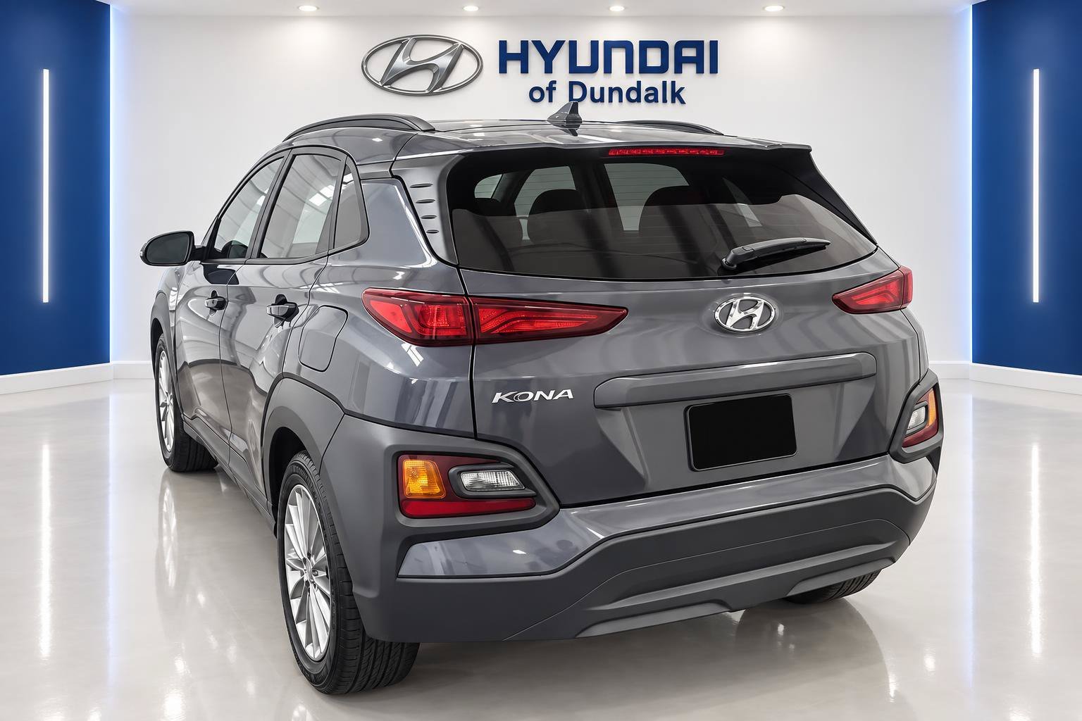 Used 2021 Gray Hyundai SEL image 2