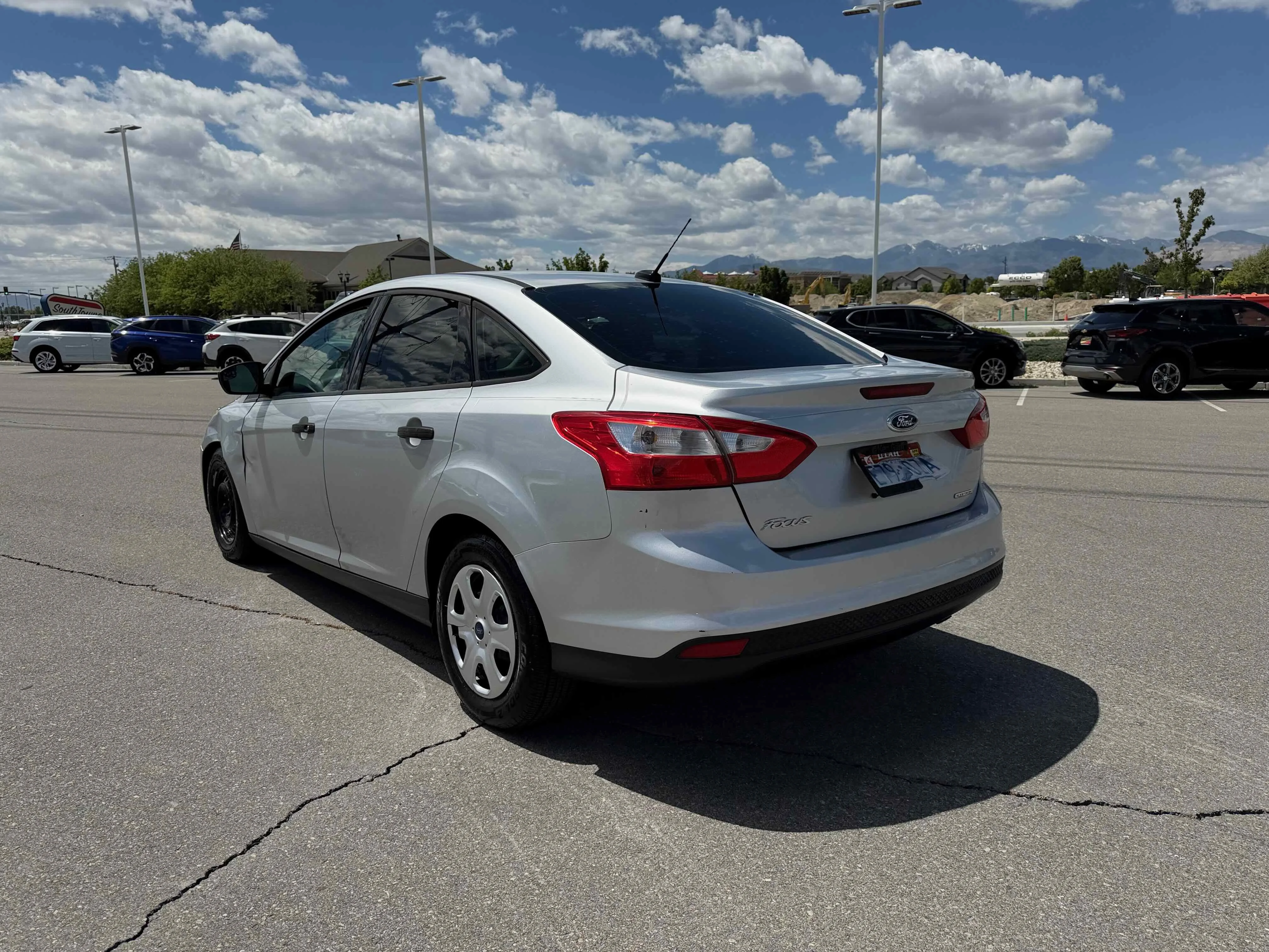 Used 2013 Ingot Silver Ford S image 5