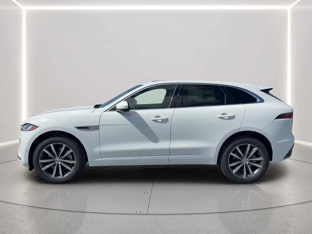 New 2026 Fuji White Jaguar P250 R-Dynamic S image 8