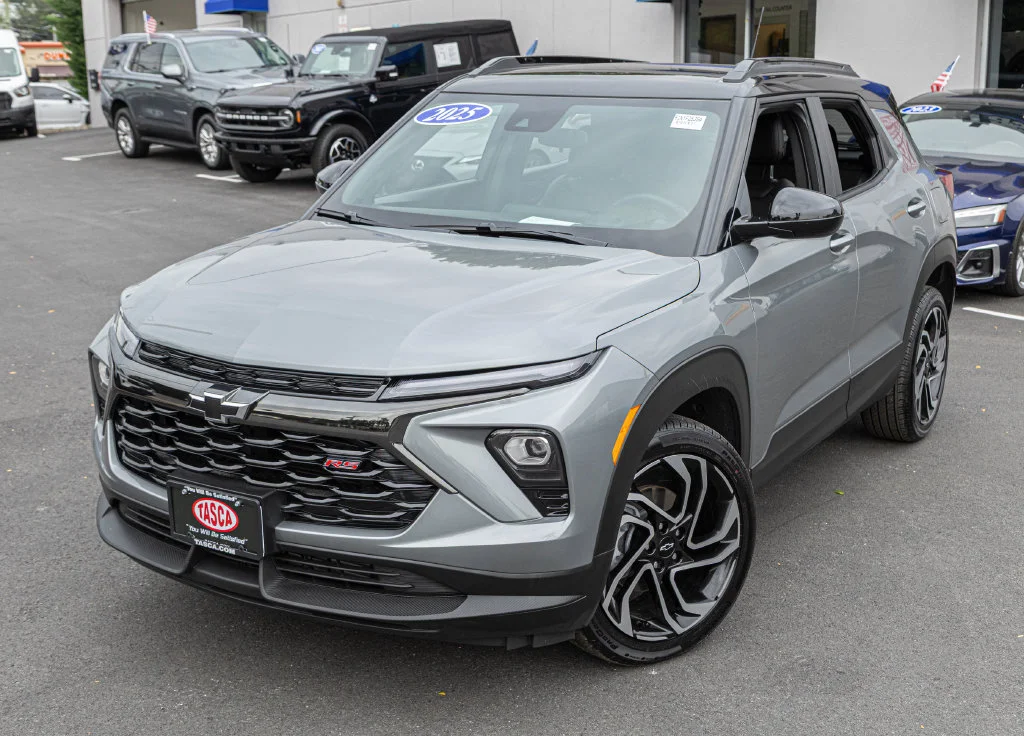 Used 2025 Gray Chevrolet RS image 1