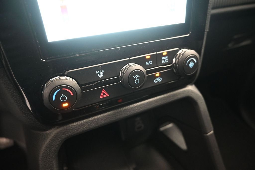 New 2026 Shadow Black Ford XLT image 14