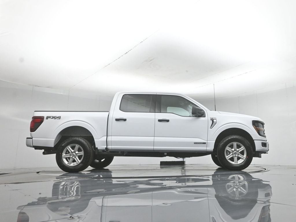 New 2026 Oxford White Ford XLT image 46