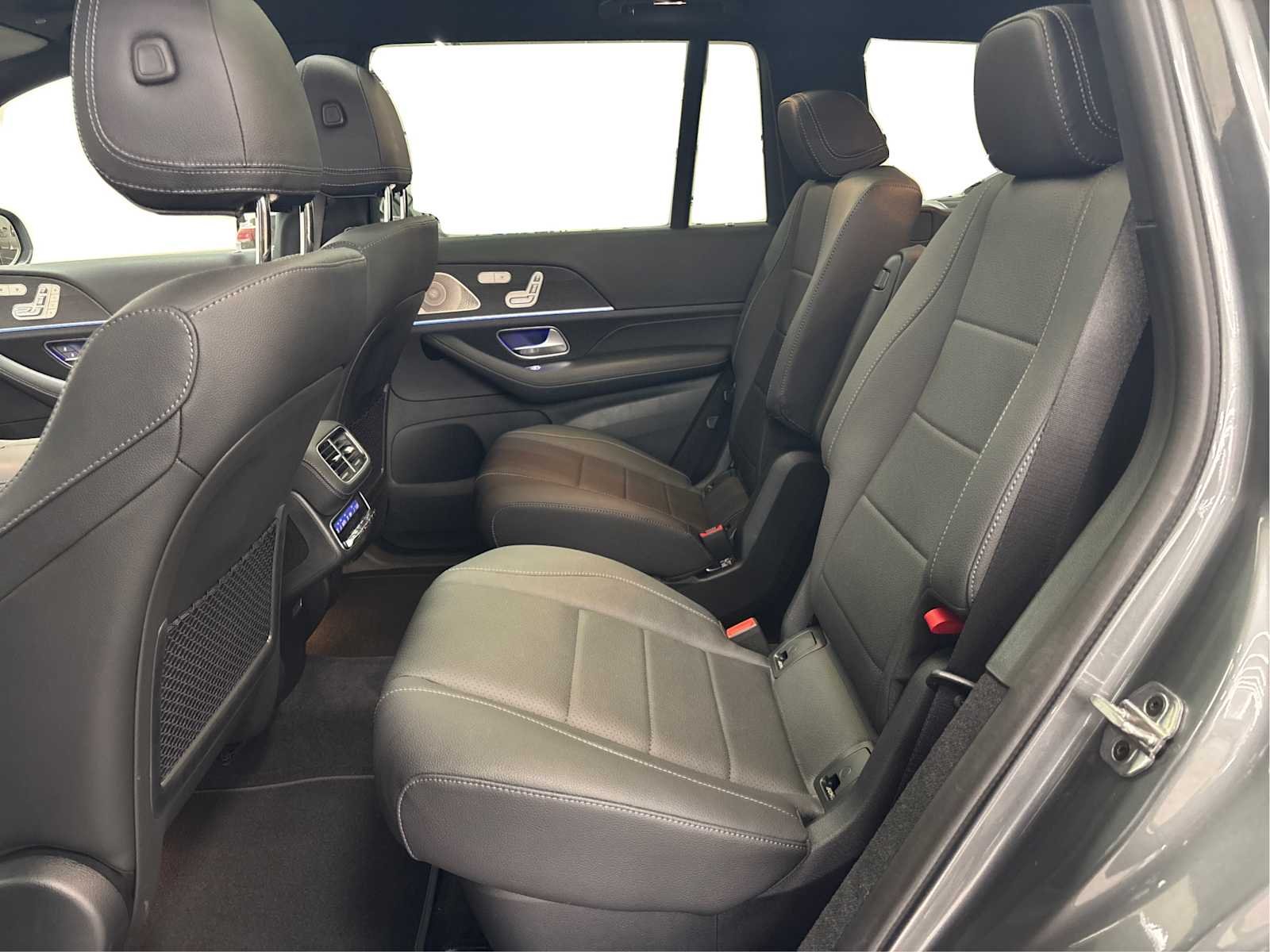 2026 Mercedes-Benz GLS Base - Photo 10