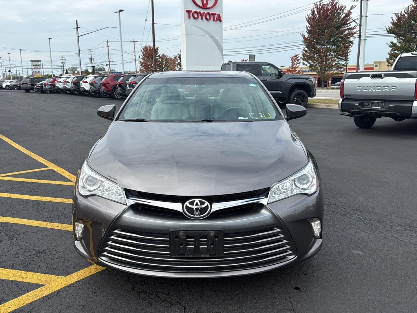 Used 2017 Predawn Gray Mica Toyota XLE image 8