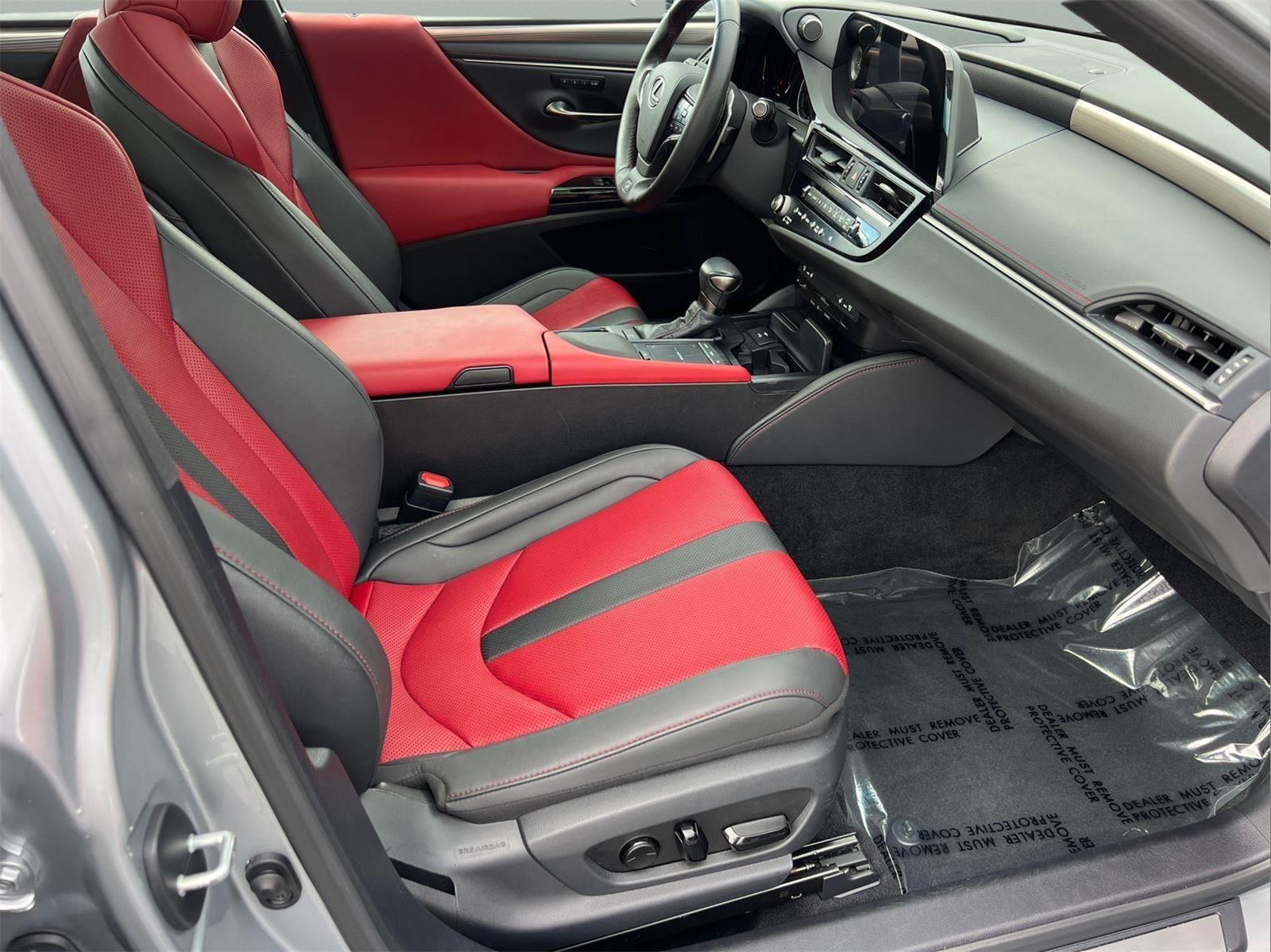 2022 Lexus ES F SPORT - Photo 14