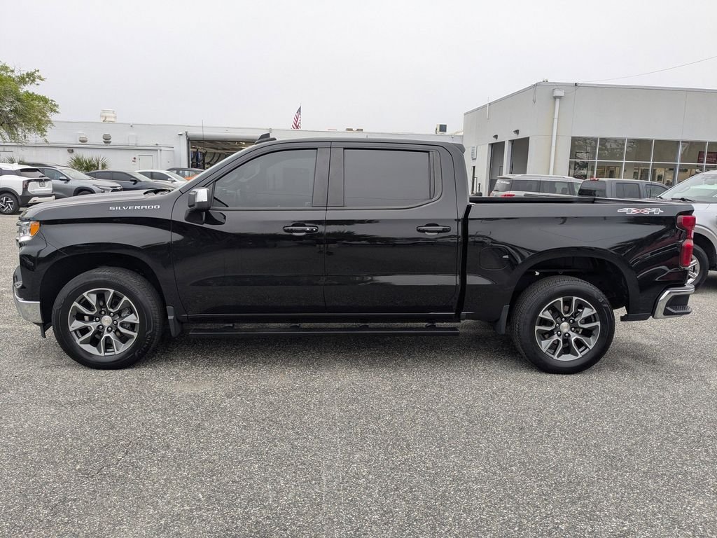 2024 Chevrolet Silverado 1500 LT - Photo 7