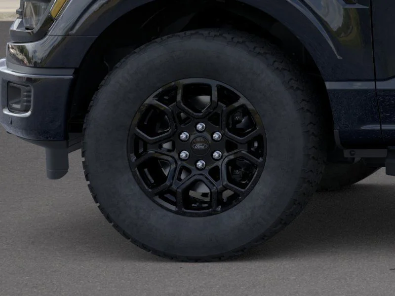 New 2026 Agate Black Metallic Ford XLT image 19
