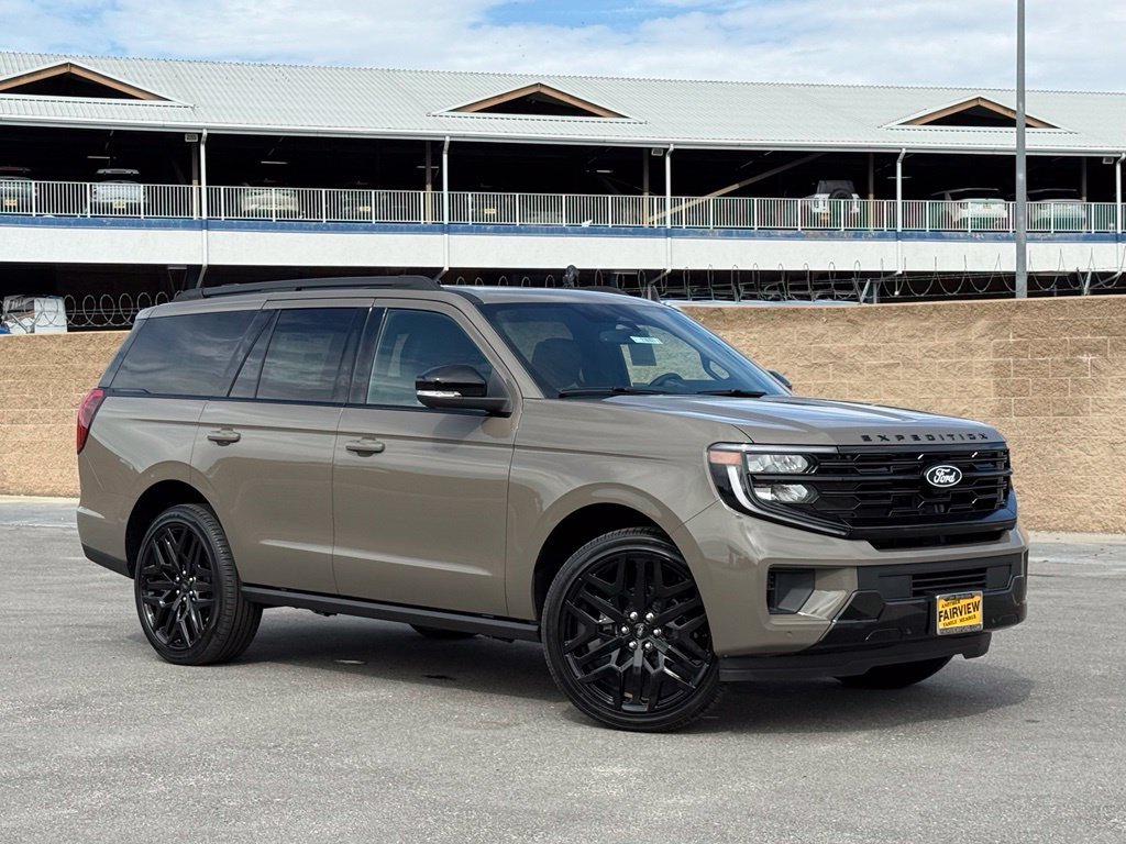 Marsh Gray 2027 Ford Expedition SUV / Crossover Four-Wheel Drive 