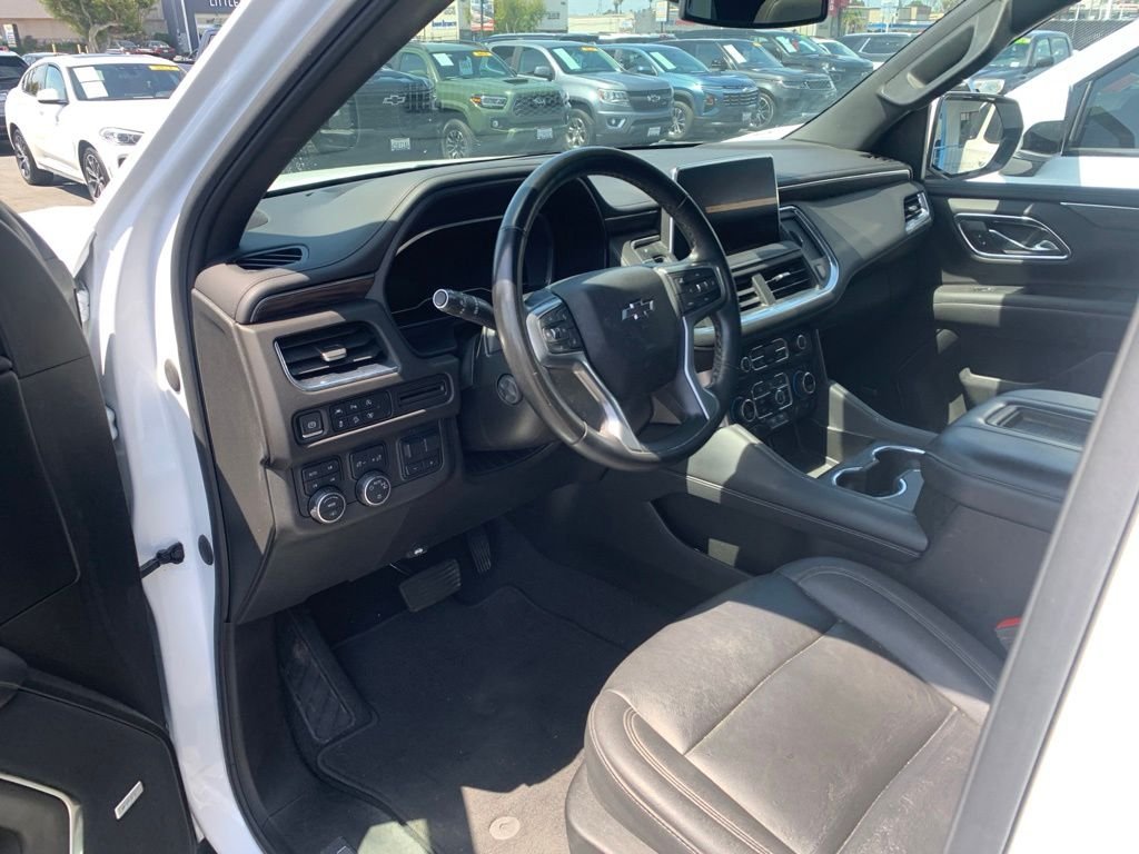 Used 2023 White Chevrolet Z71 image 10