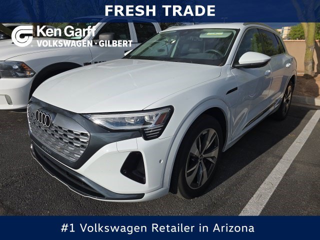 2024 Audi Q8 e-tron