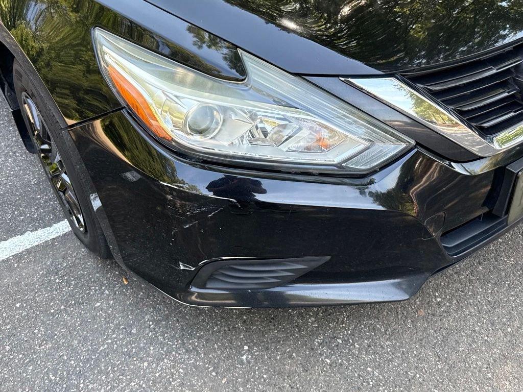 Used 2017 Black Nissan 2.5 S image 14