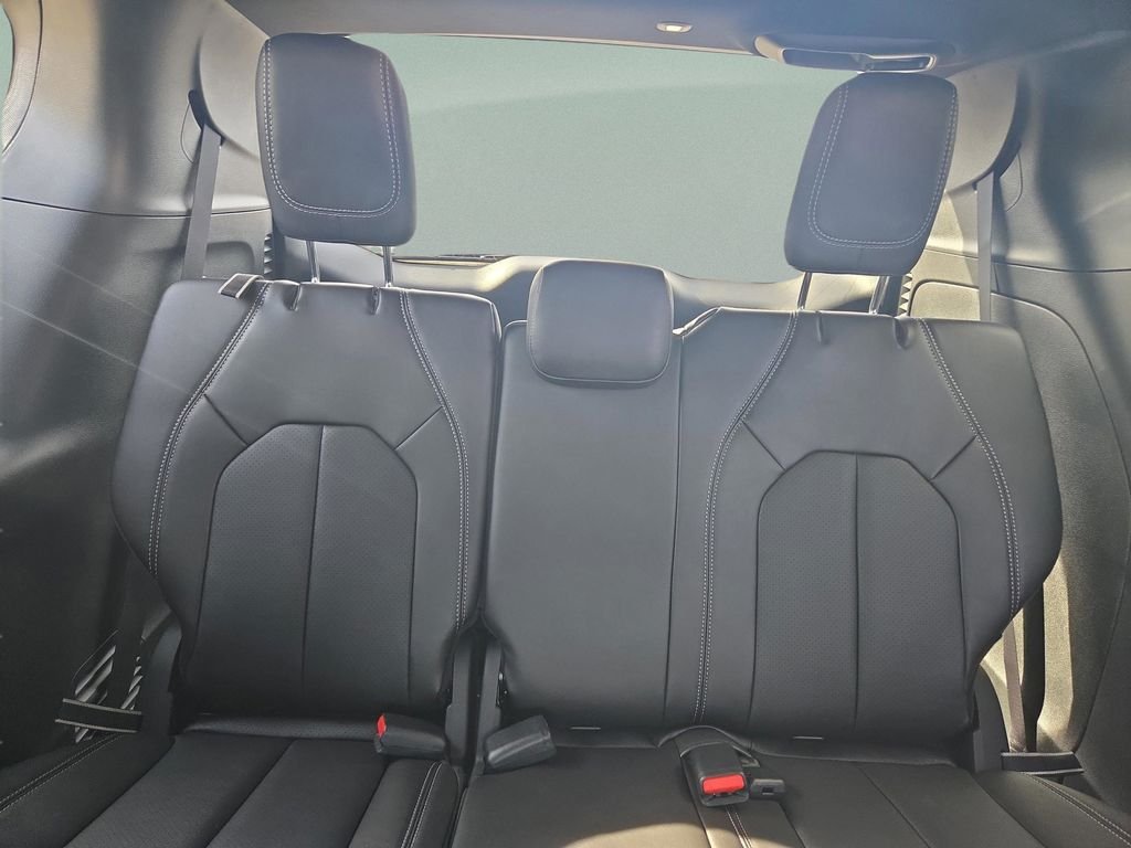 New 2026 Silver Chrysler LX image 27