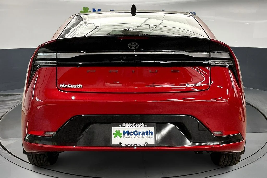 New 2026 Supersonic Red <sup>1</sup> Toyota  XSE Premium image 5