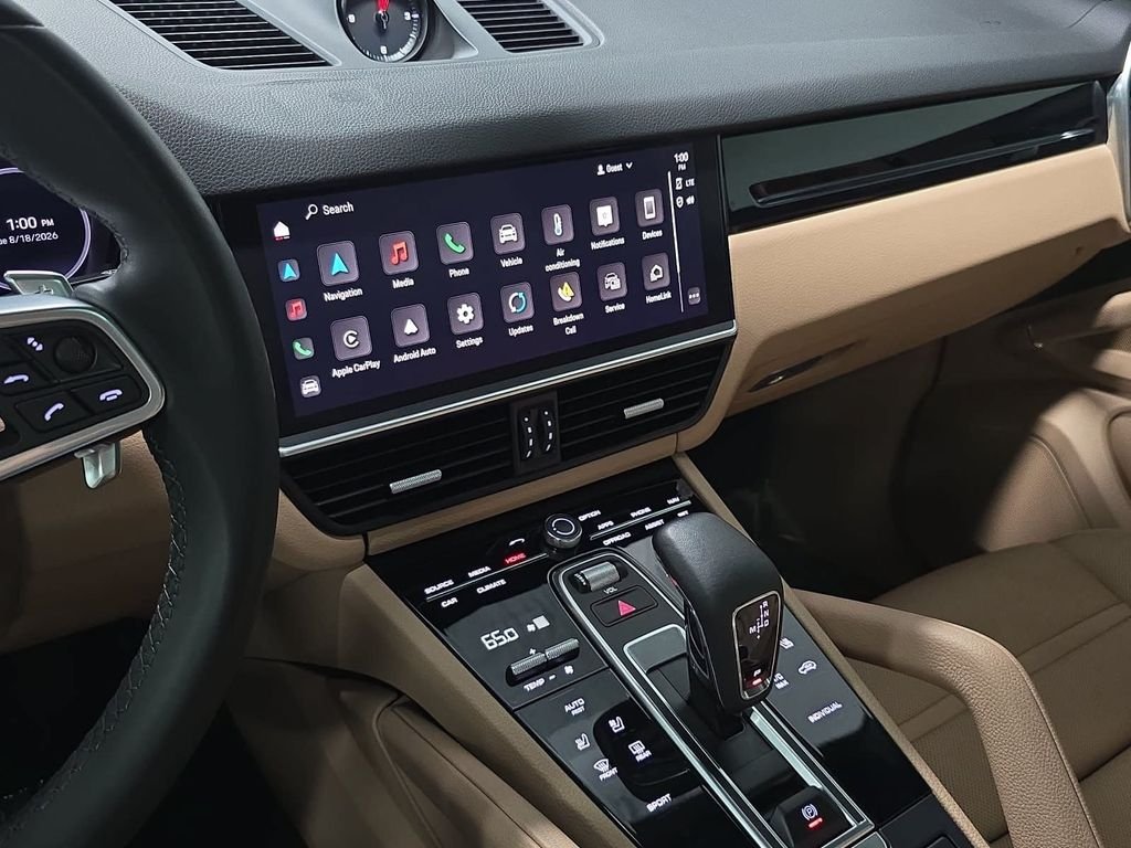Certified Used 2023  Porsche Base image 15