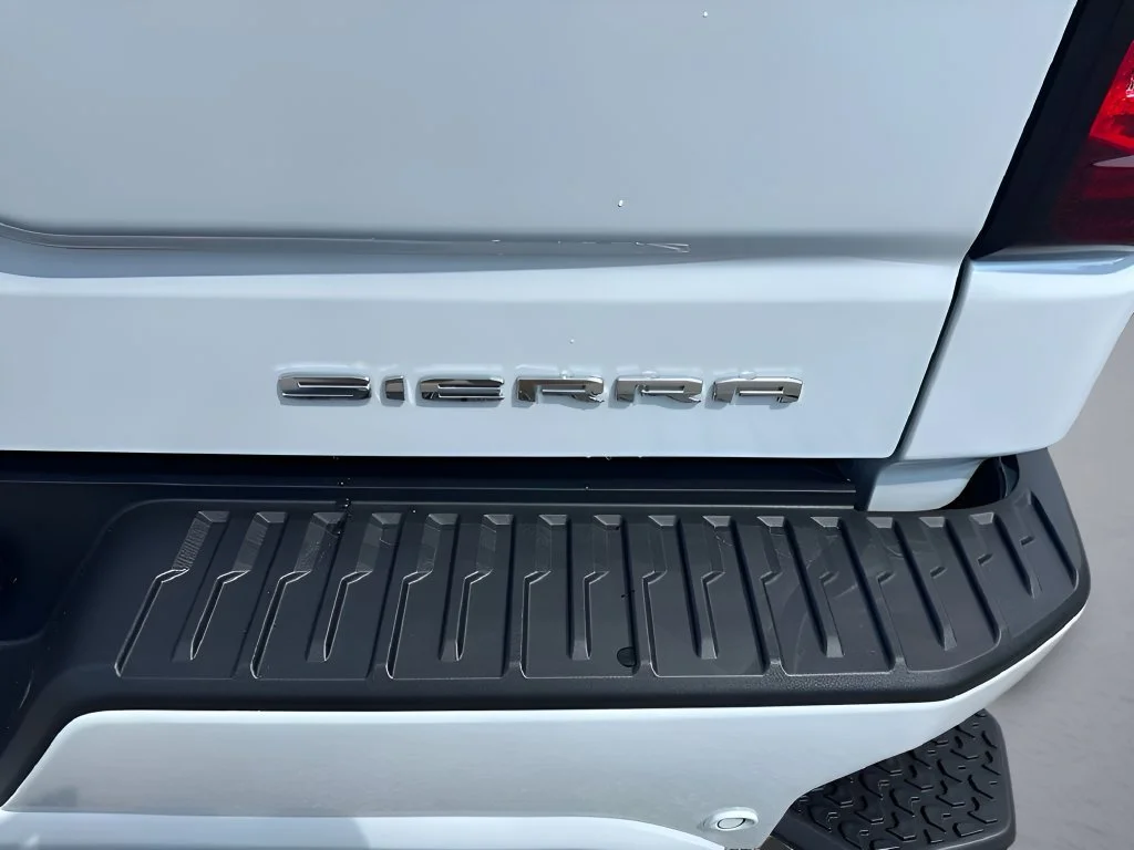 New 2026 Glacier White Tricoat GMC Denali Ultimate image 36