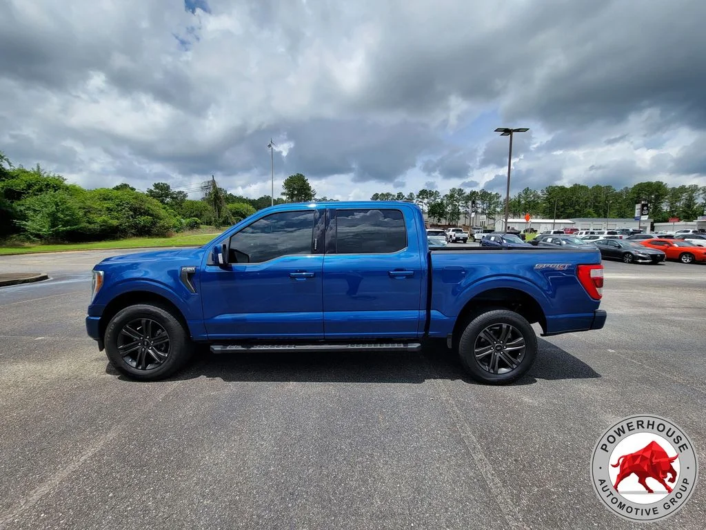 Used 2022 Blue Ford Lariat image 2
