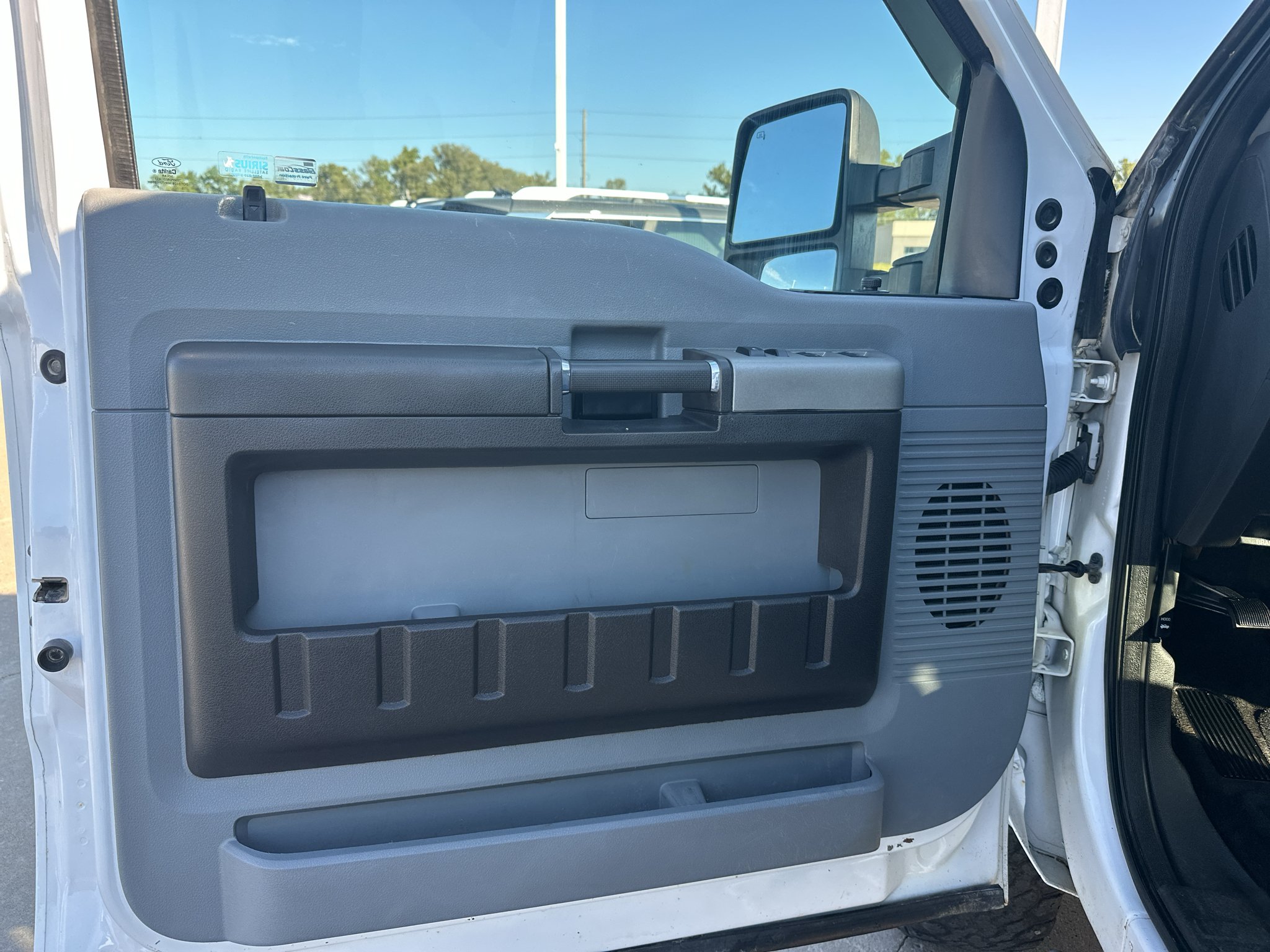 Used 2016  Ford XLT image 17