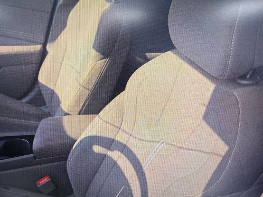Used 2024 Gray Hyundai SEL image 8