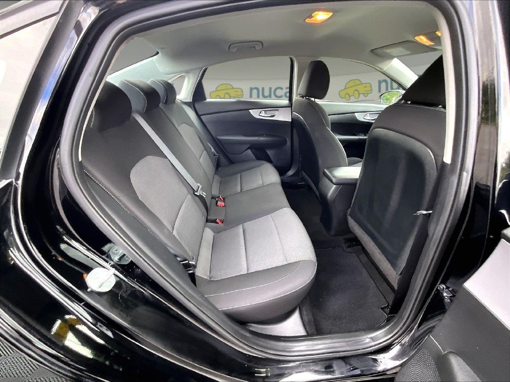 Used 2023 Black Kia LXS image 16